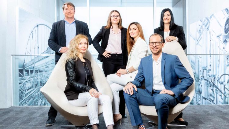 vorsorgestiftung-team-stage-simple